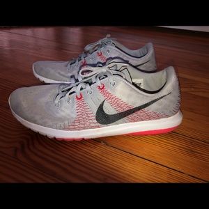 Men’s Nike Flex gym shoes